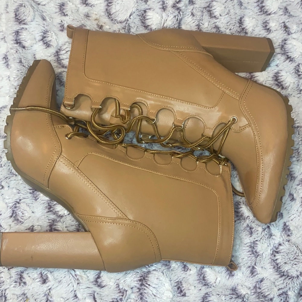 Ankle boots